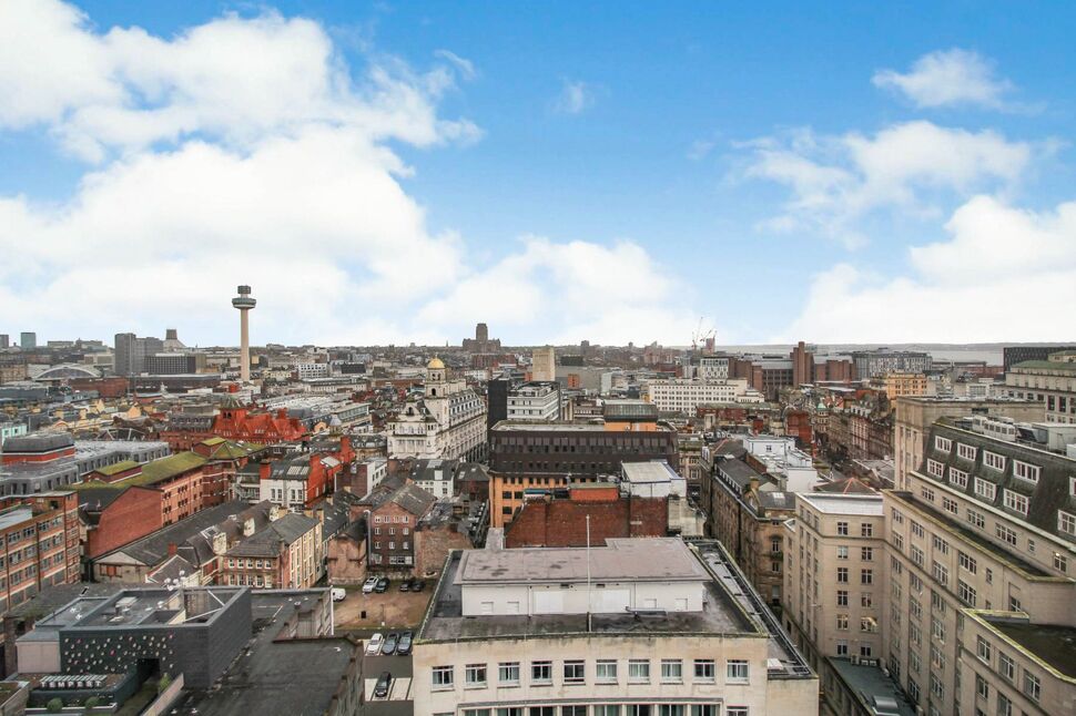 Flat Tithebarn Street in Liverpool