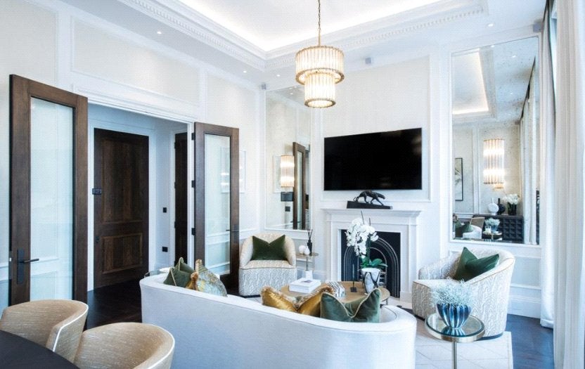 Flat Prince of Wales Terrace in Greater London
