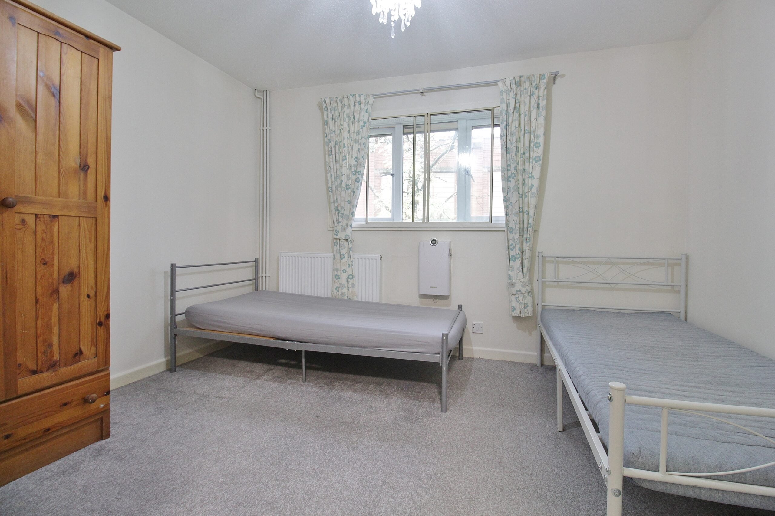 House Weavers Close in Greater London