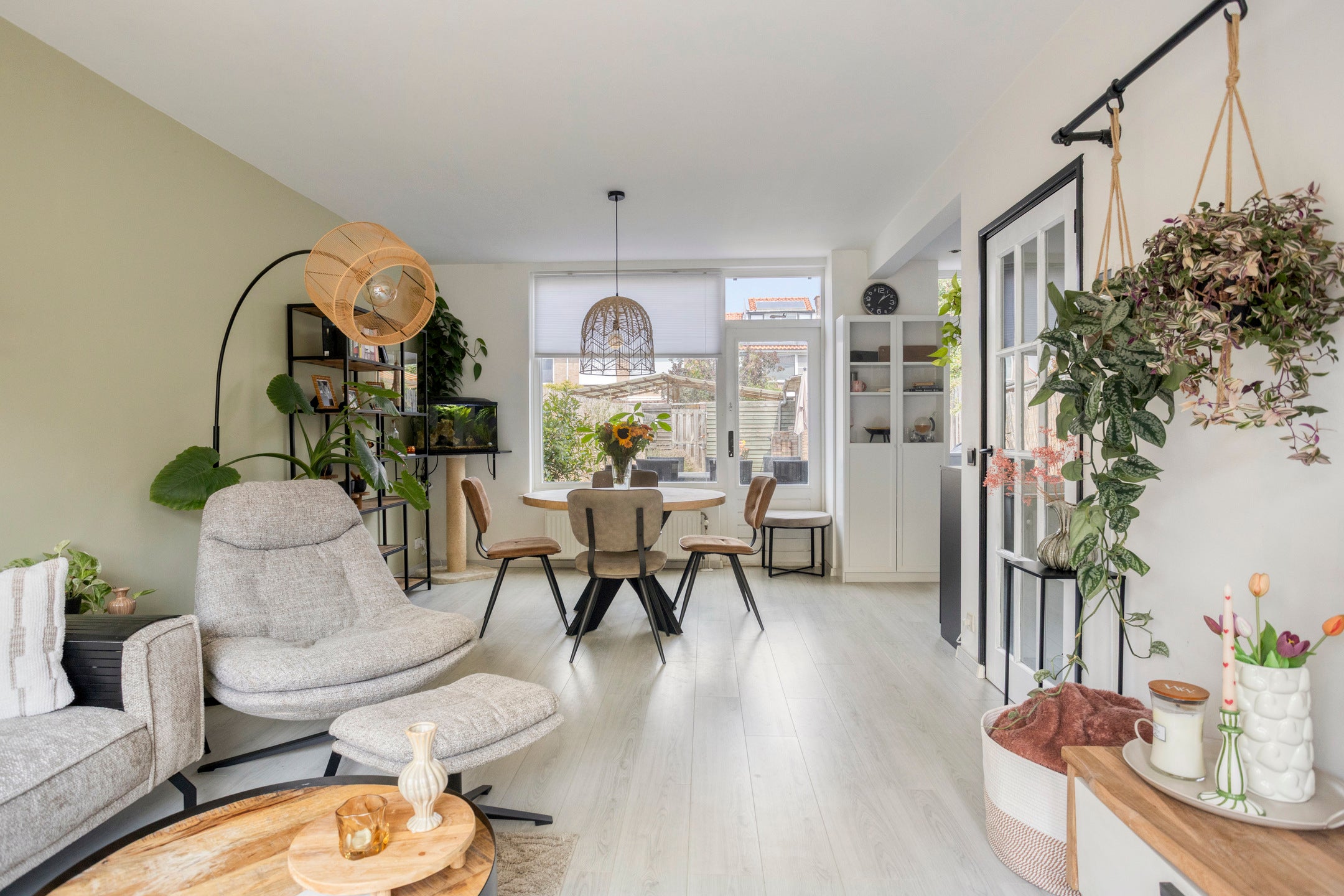 Tussenwoning te koop: De Kist 66, Elst