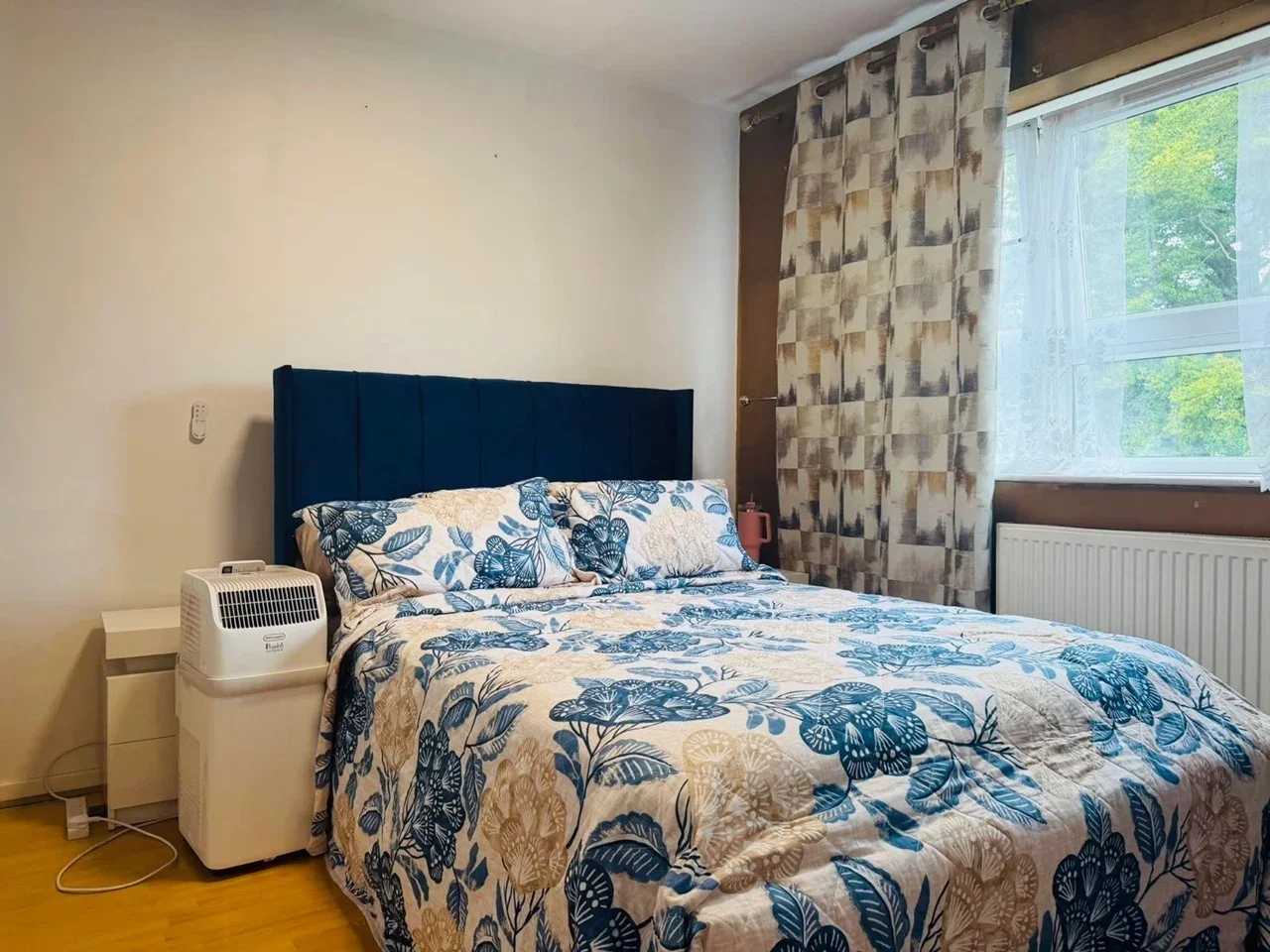 Flat John Burns Drive in Greater London