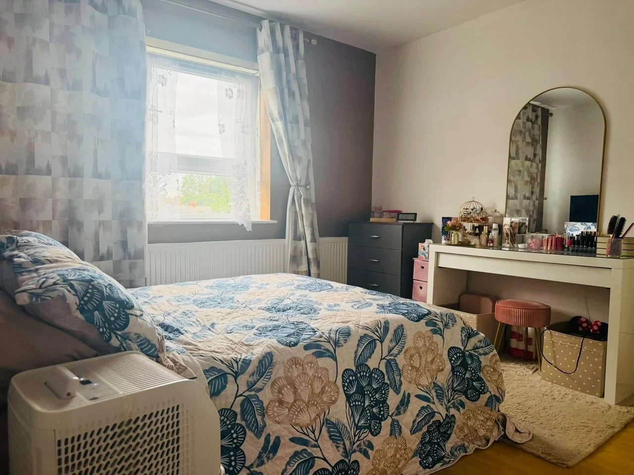Flat John Burns Drive in Greater London