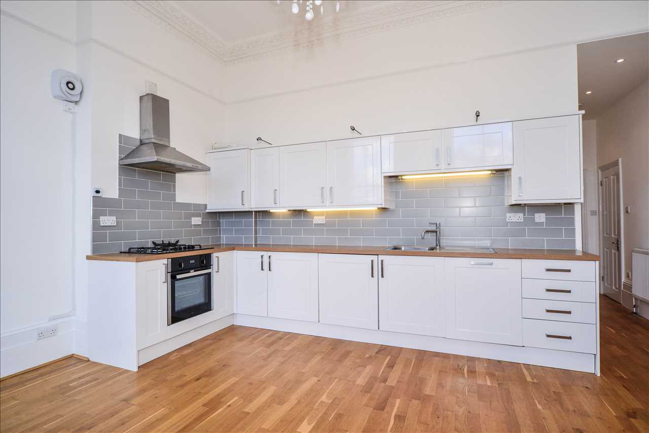 Flat Montpelier Row in Greater London