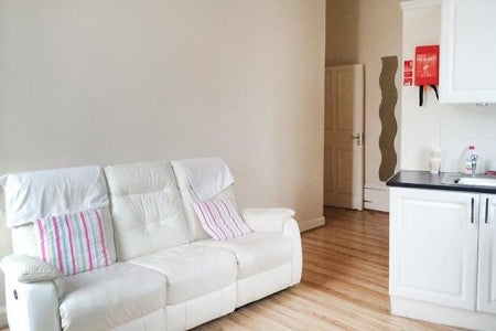 Flat Caledonian Road in Greater London