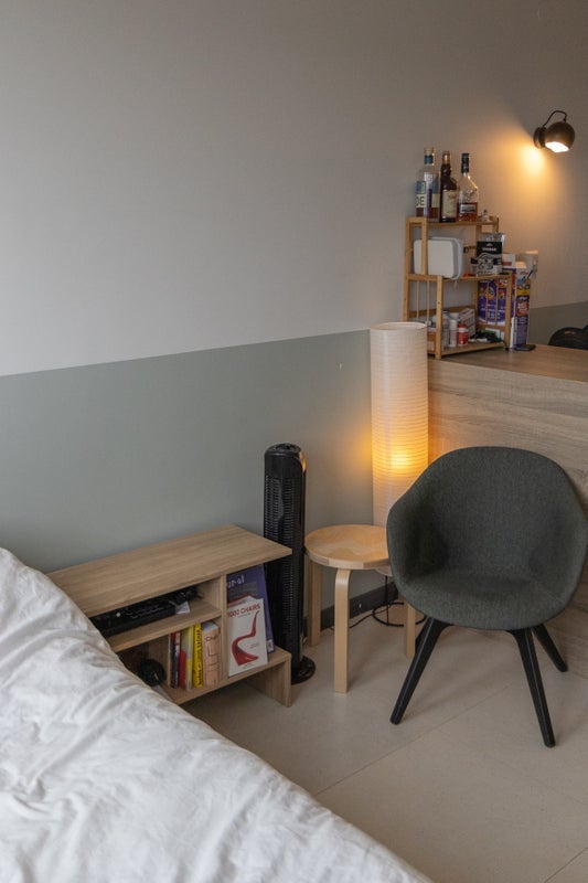 Flat Courland Grove in Greater London