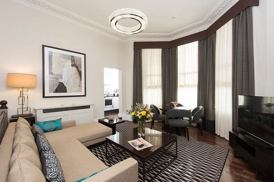 Flat Cromwell Road in Greater London