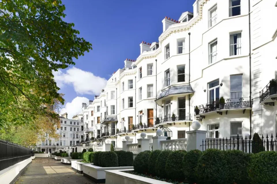 Flat Cromwell Road in Greater London