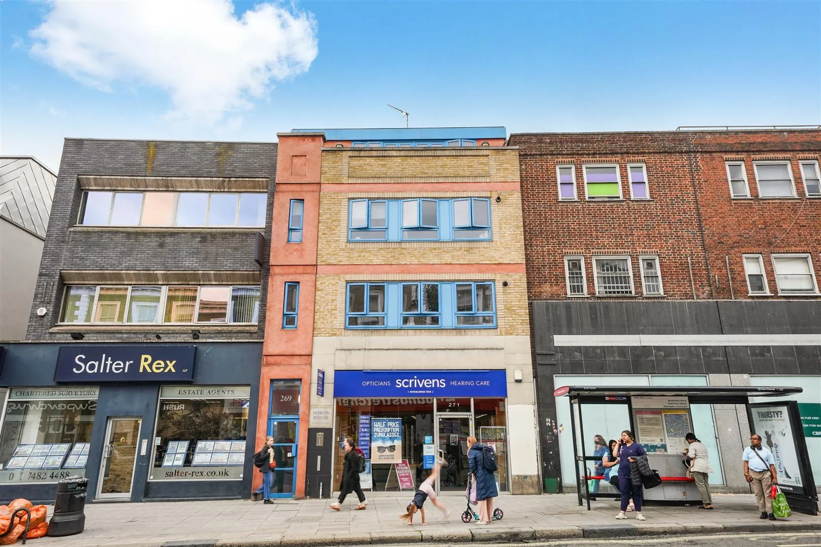 Flat Kentish Town Road in Greater London