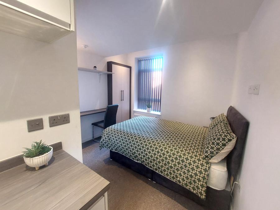 Flat Chorley Road in Salford