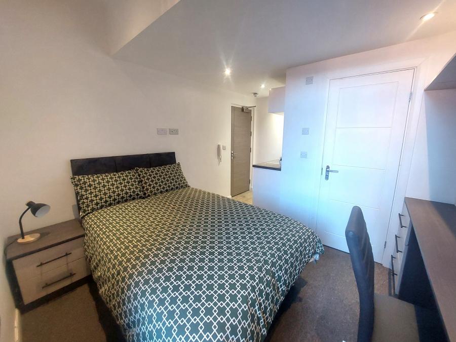 Room Chorley Road in Salford