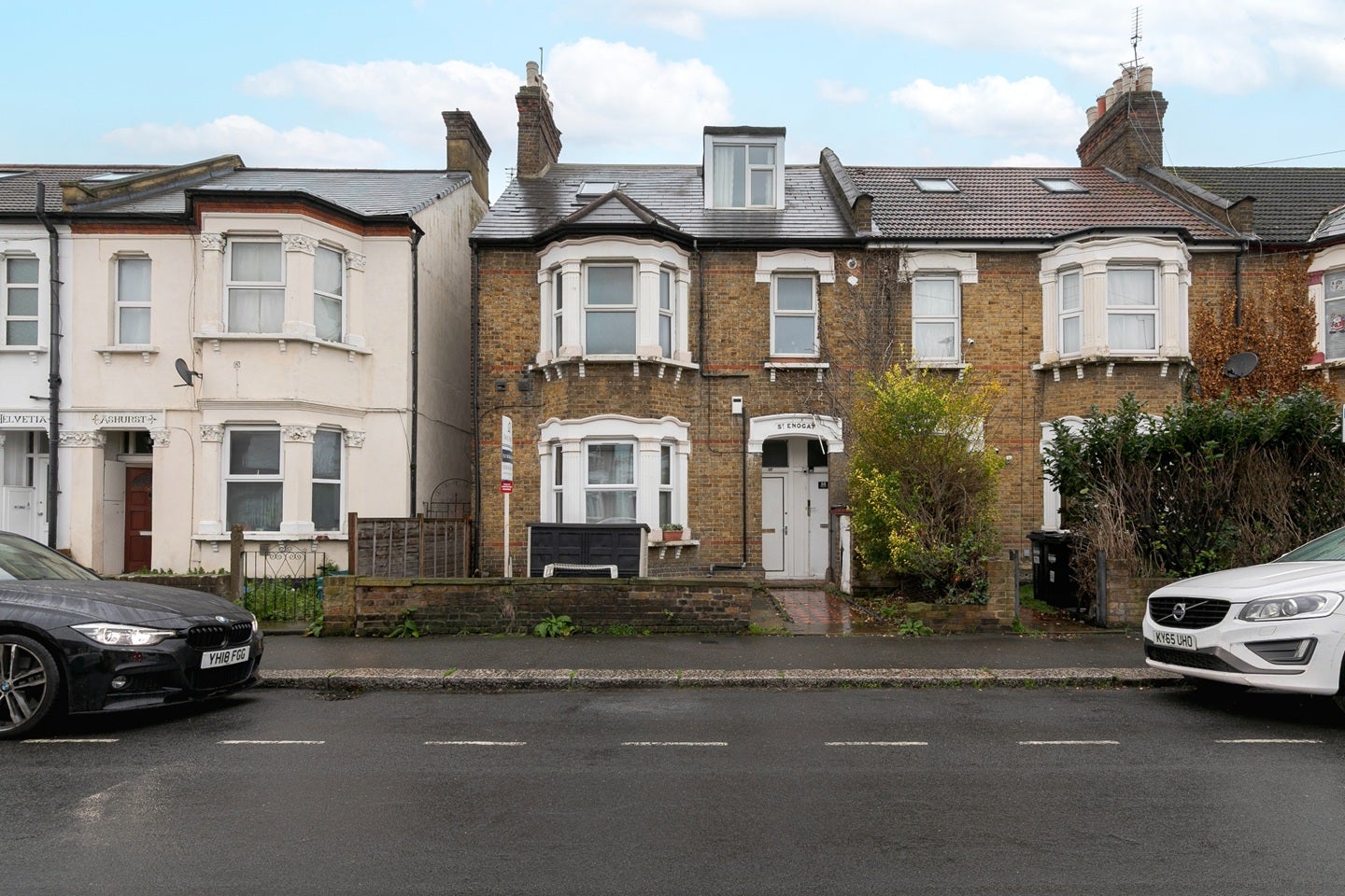 Room Montague Road in Greater London