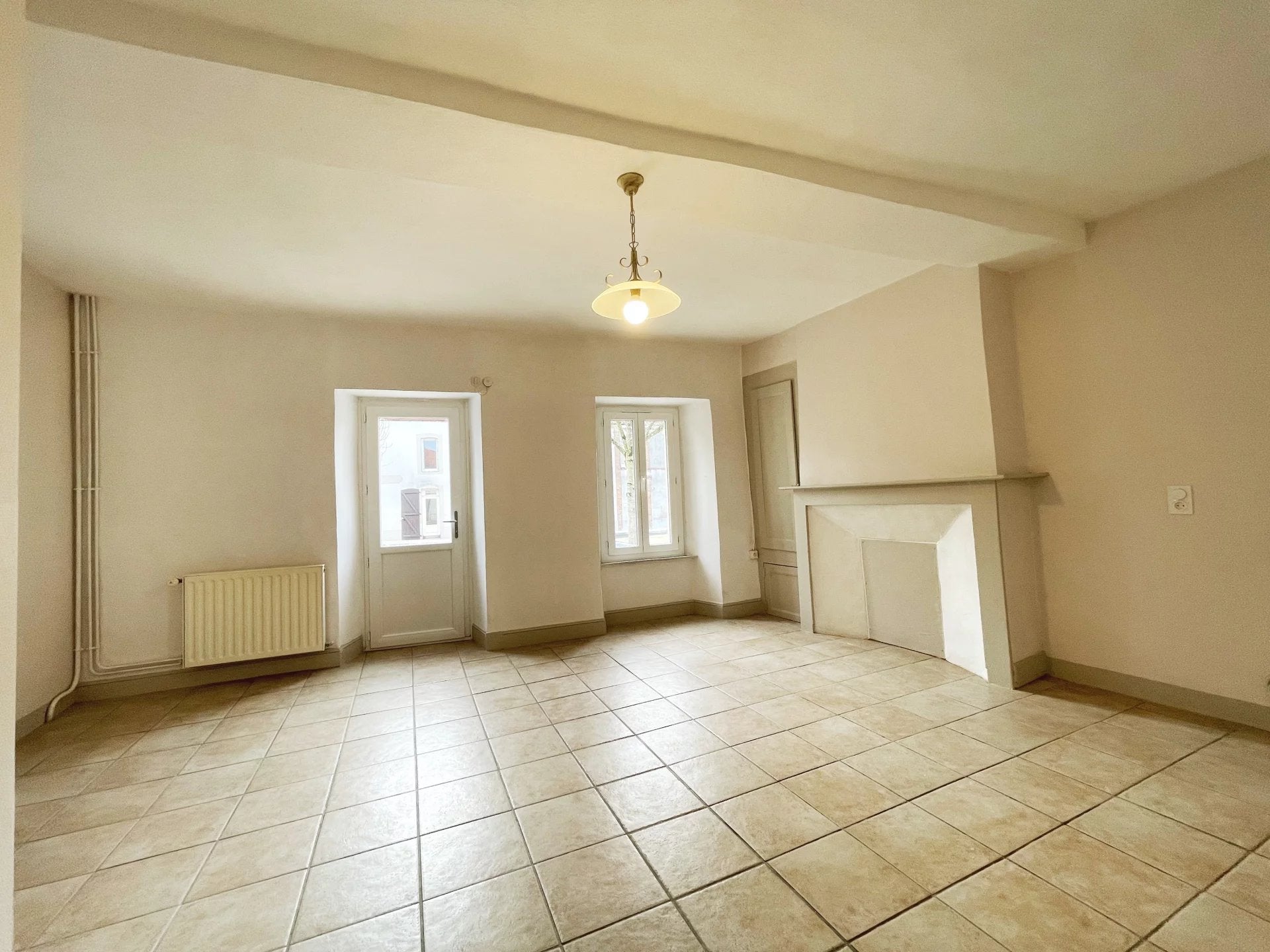 Maison Rue Jean Moulin à Le May-sur-Èvre