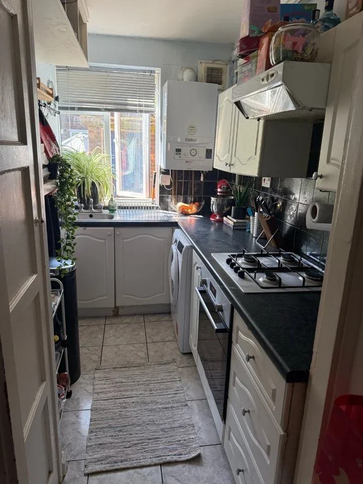 Flat Allington Avenue in Greater London