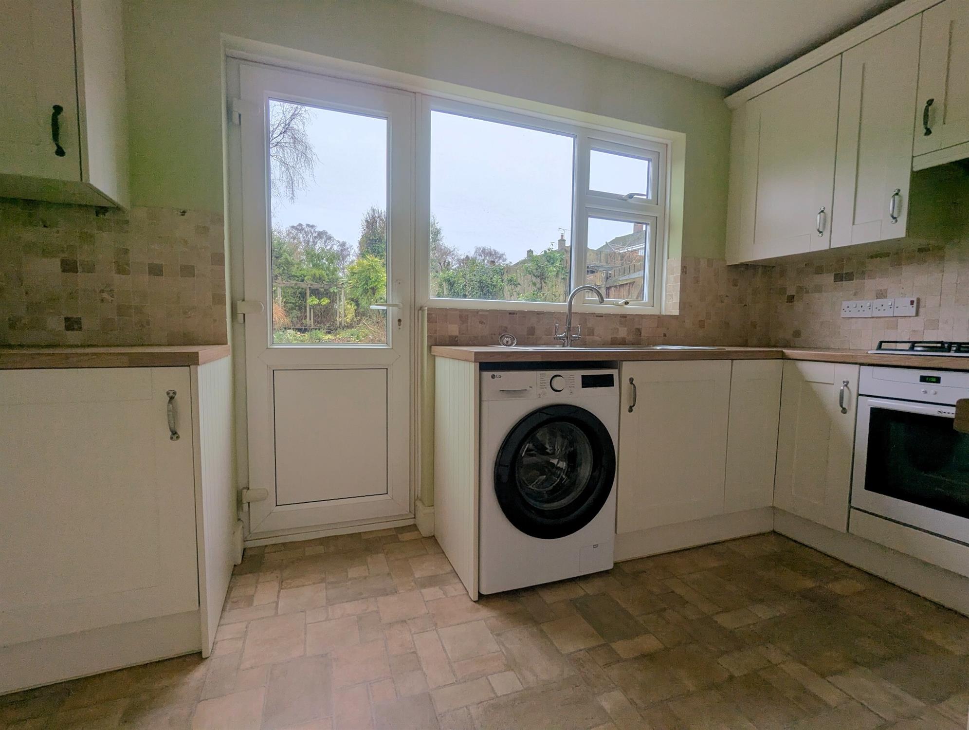House Baddesley Close in Test Valley