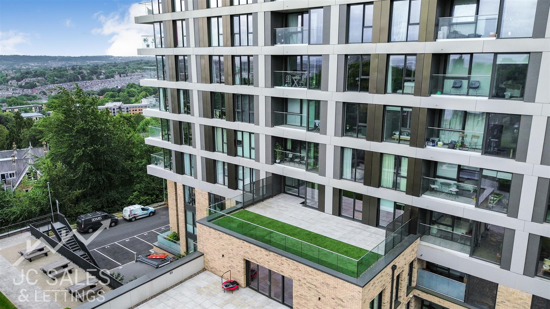 Flat Fulwood Road in Sheffield
