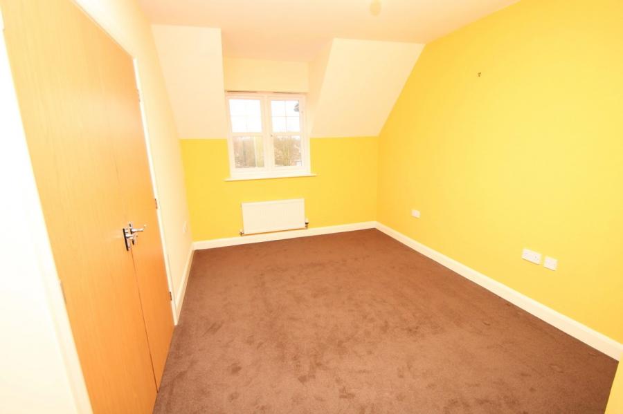 Flat Sale Road in Manchester