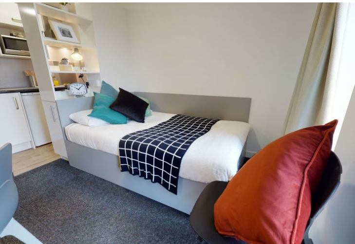 Room Radford Street in Sheffield