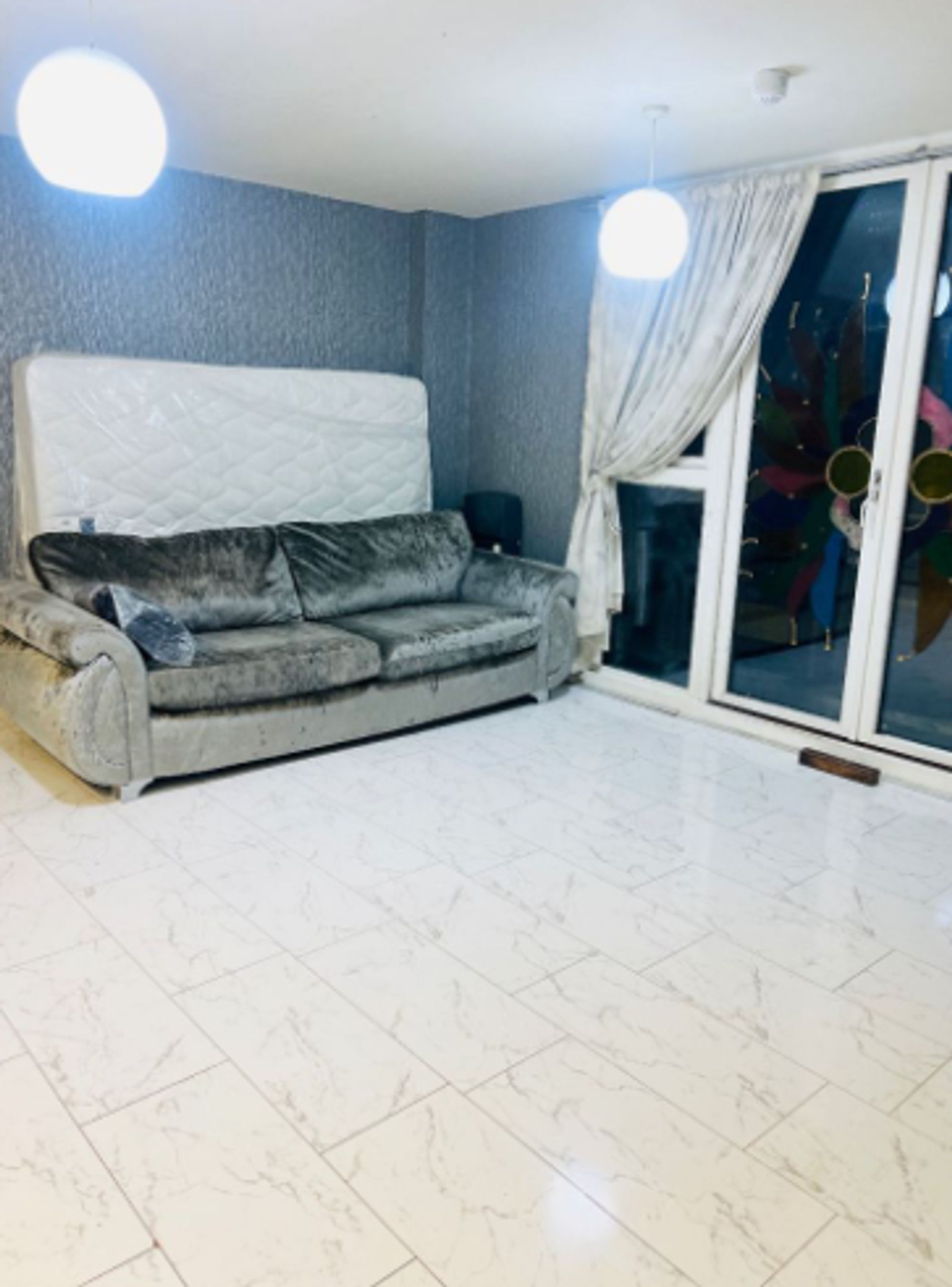 Flat Innes Yard in Greater London
