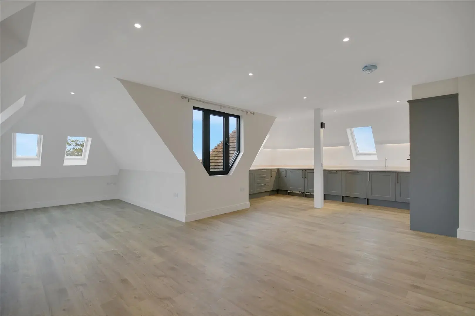 Flat Coombe Lane in Tenterden