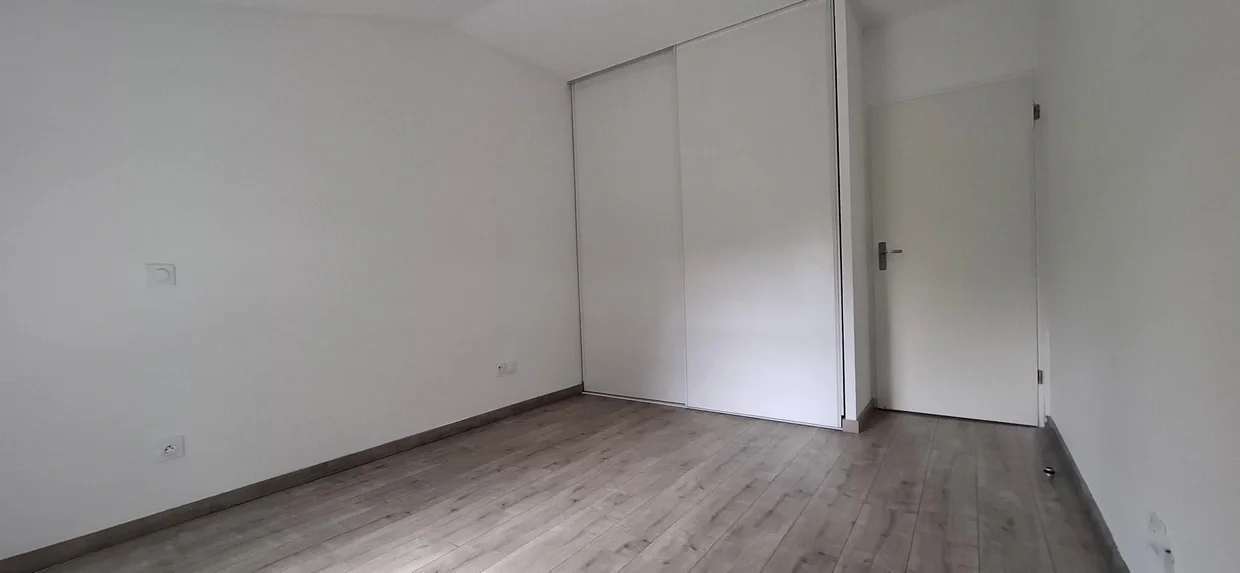 Flat Route de Paris in Saint-Jory