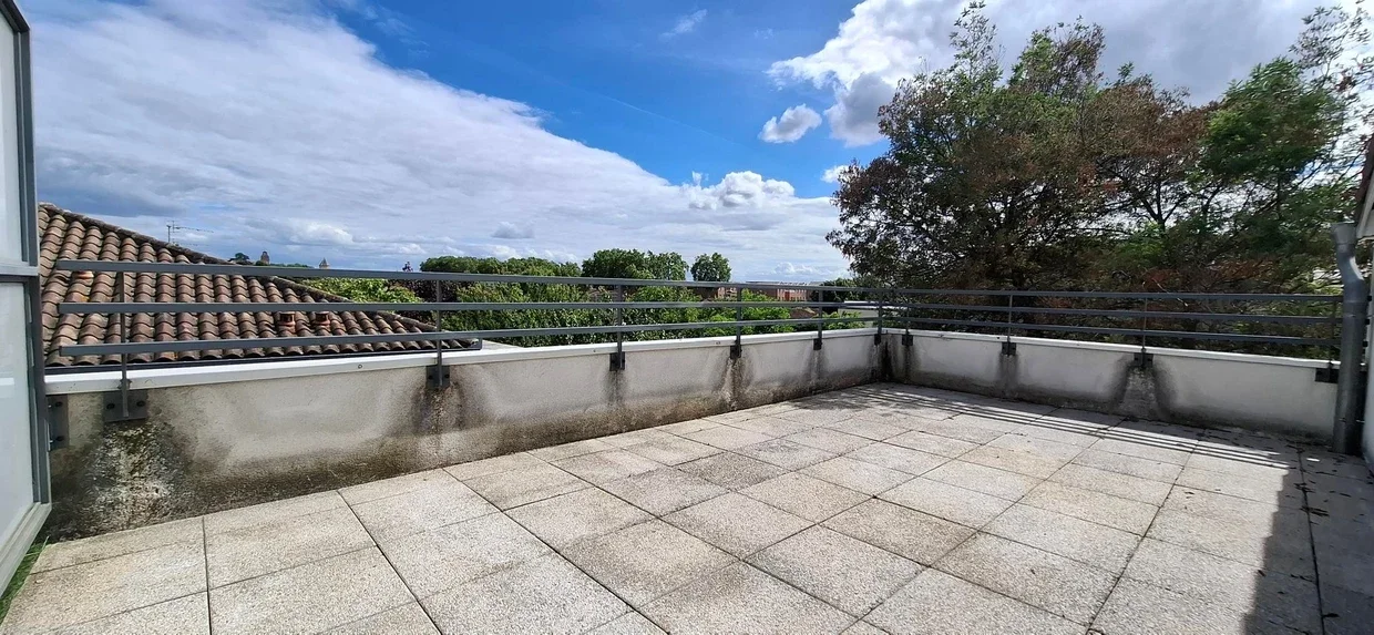 Flat Route de Paris in Saint-Jory