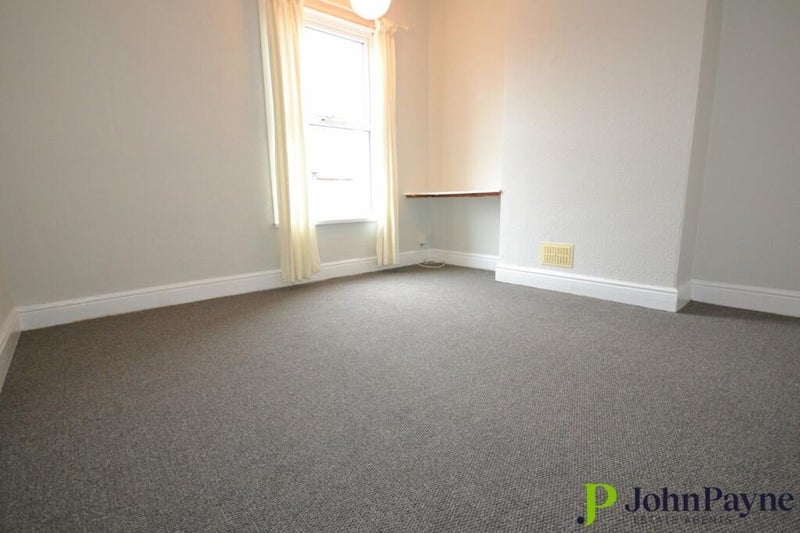 Room Farman Road in Coventry