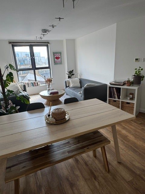 Room Mare Street in Greater London