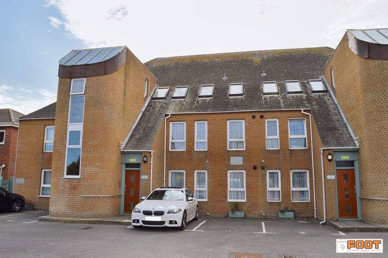 Flat Southwood Road in Hayling Island