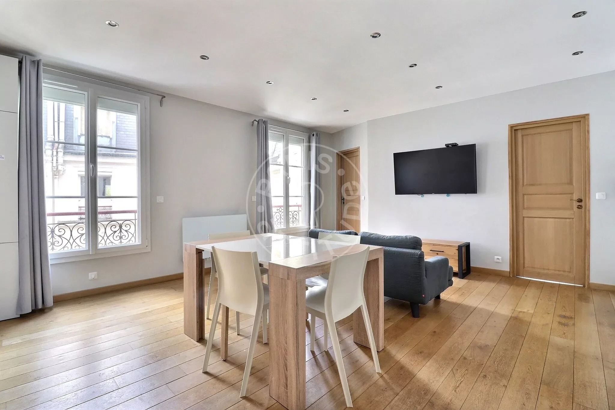 Appartement Avenue de la Bourdonnais à Paris