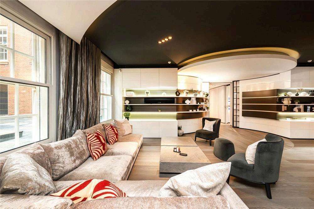 Flat North Row in City of Westminster