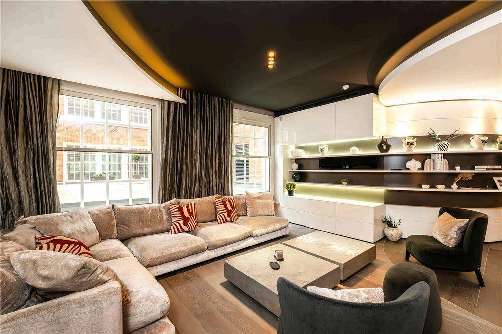 Flat North Row in City of Westminster