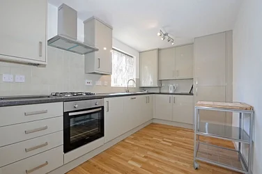 House Kinburn Street in Greater London