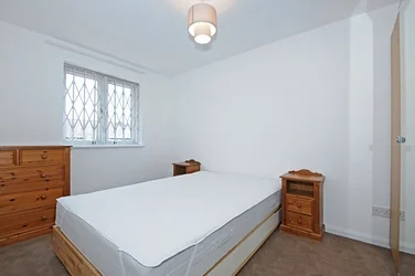 House Kinburn Street in Greater London