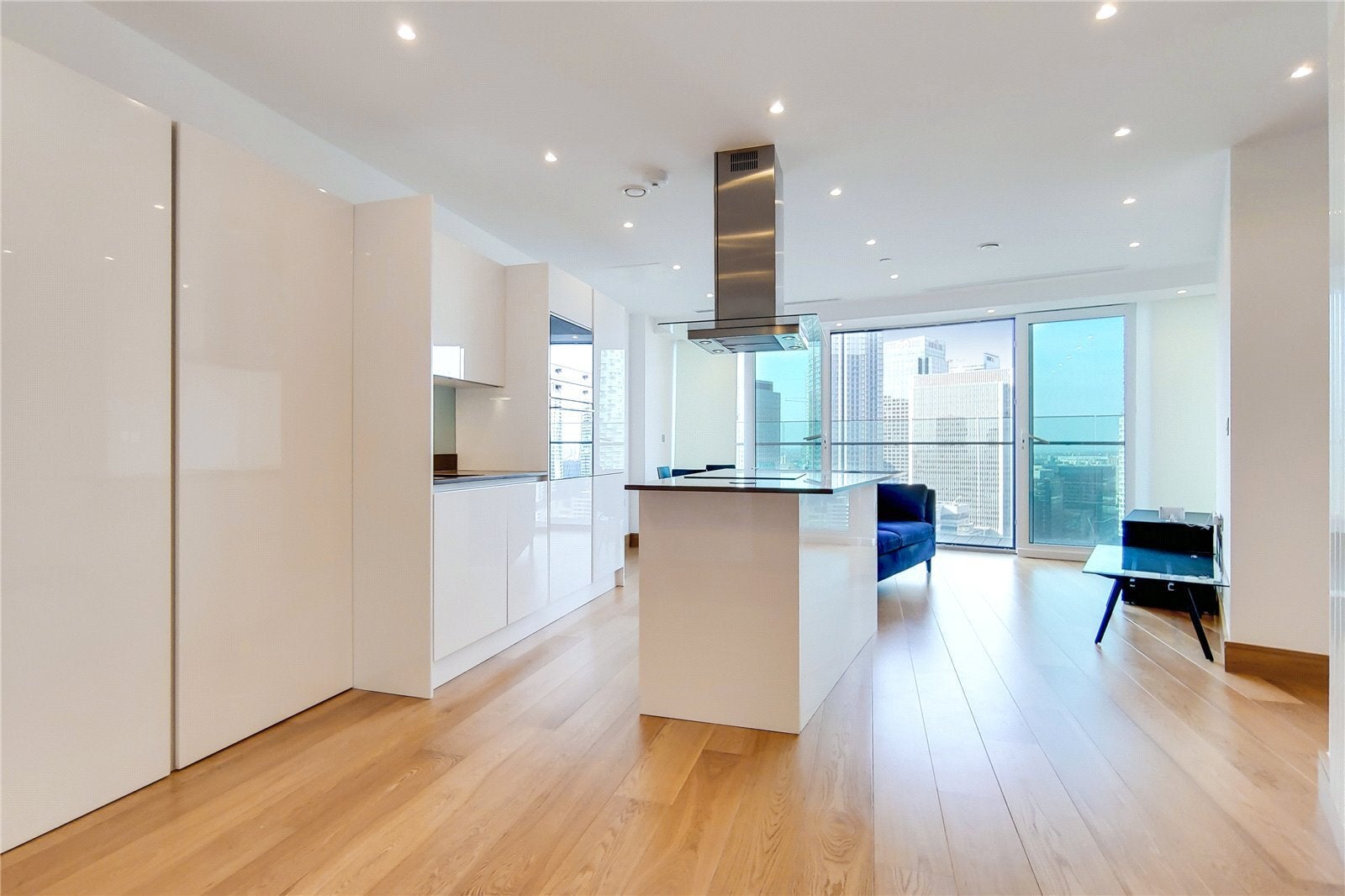Flat Alexia Square in Greater London