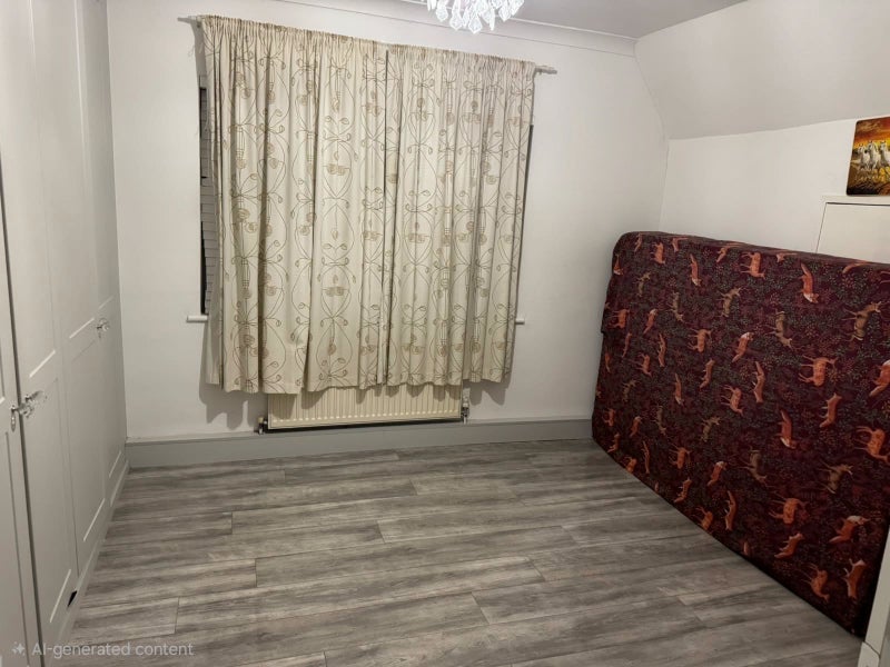 Room Canvey Road in Basildon