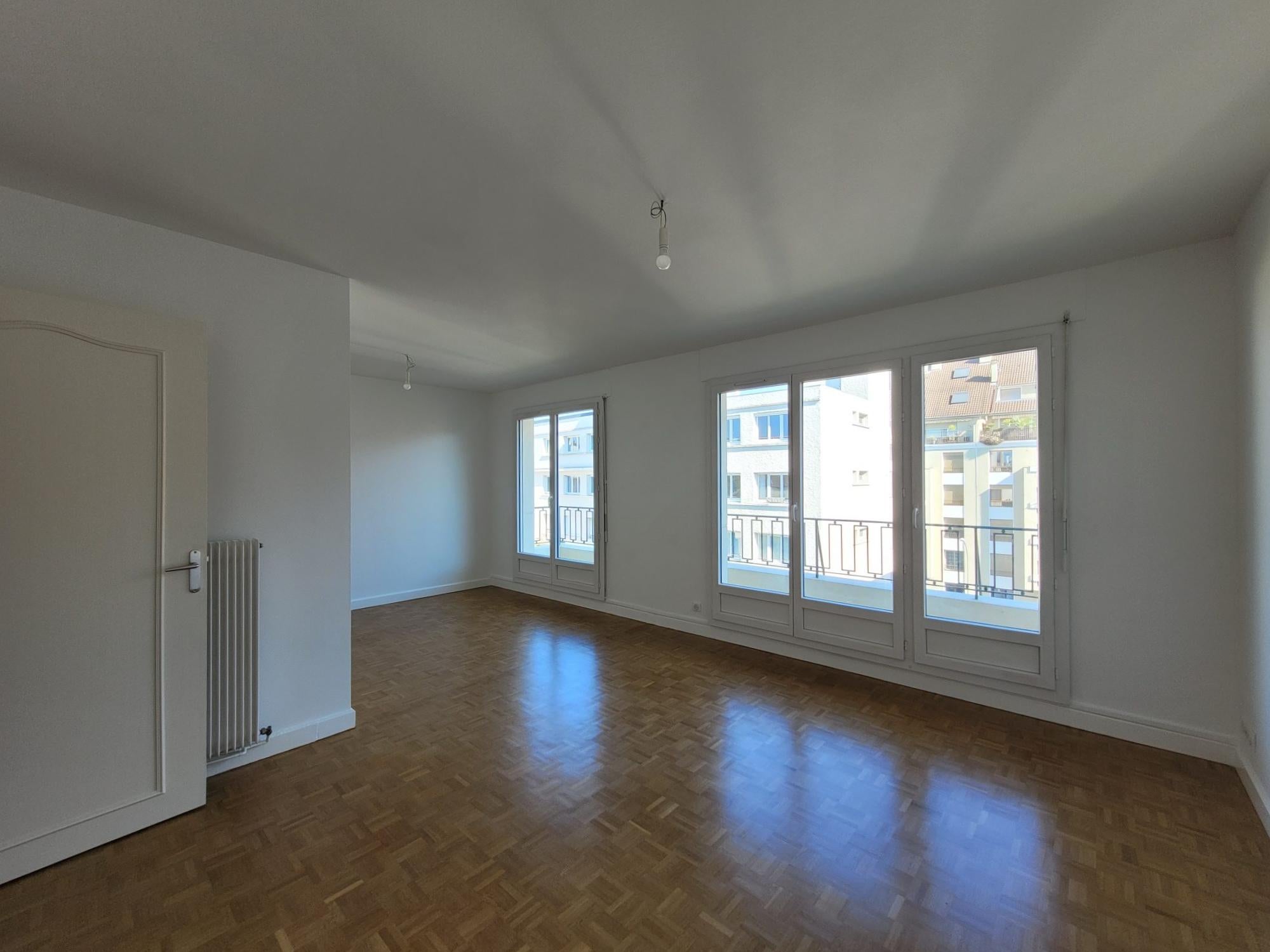 Flat Rue Carrère in Pau
