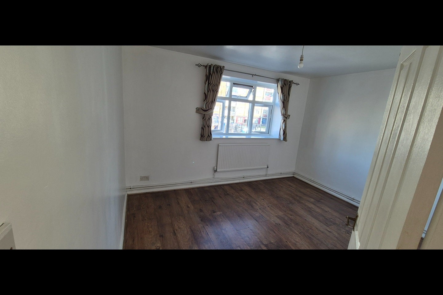 Flat Stamford Road in Greater London