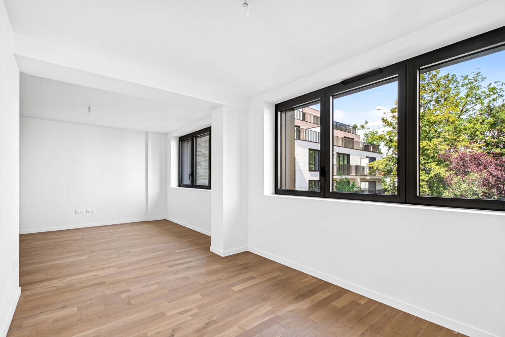 Flat Rue de Lesseps in Neuilly-sur-Seine
