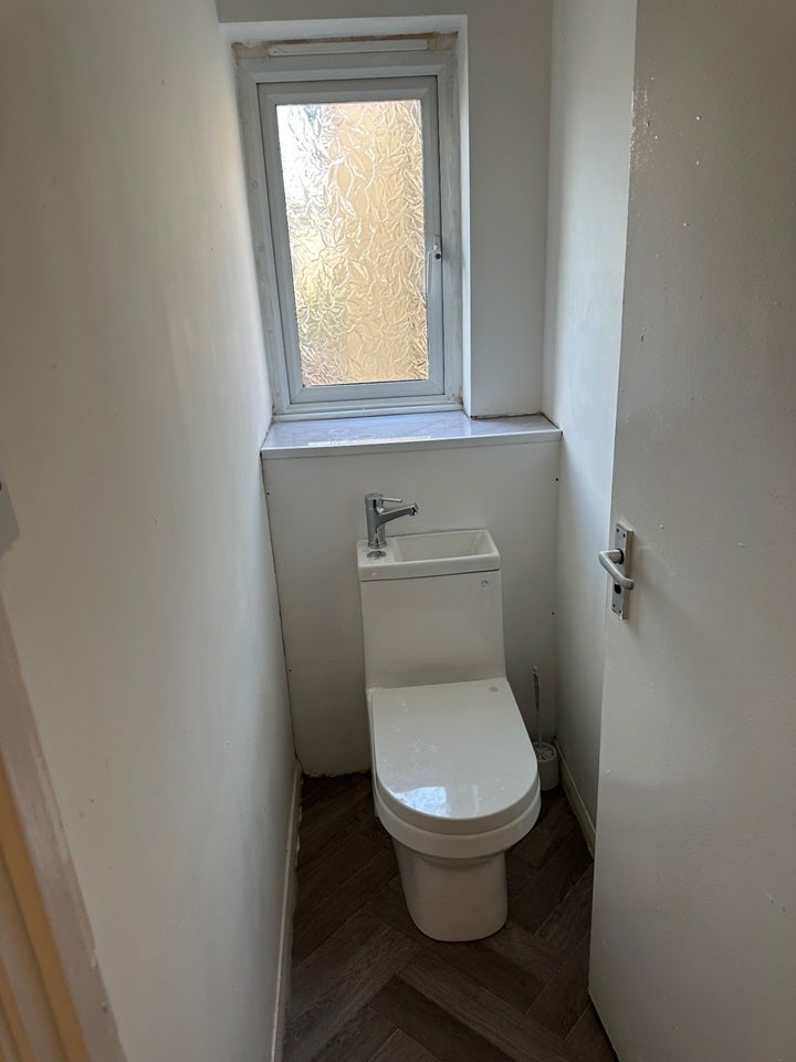 Room Edensor Square in Derby