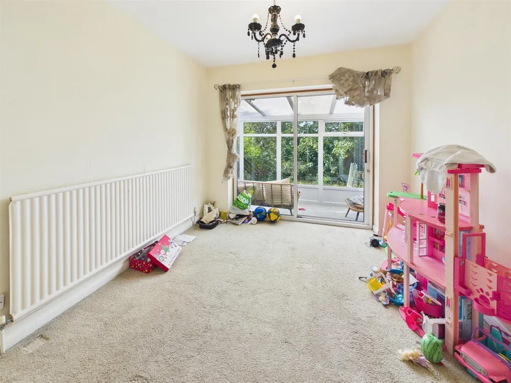 House Bleakmoor Close in Charnwood