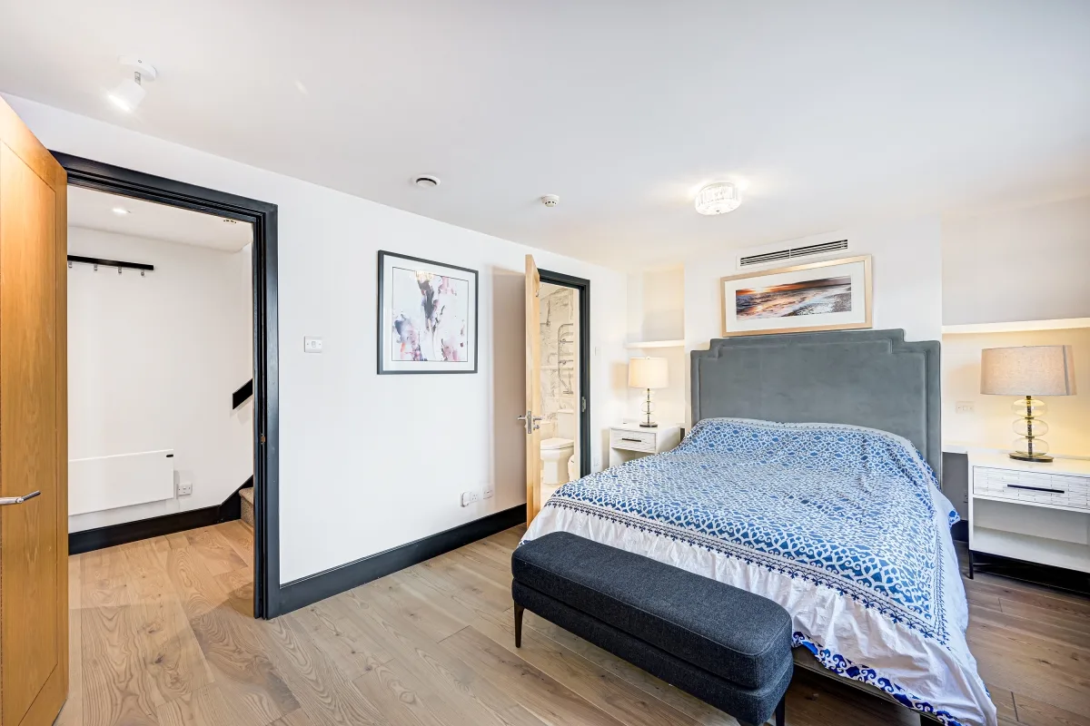 Flat Gloucester Place in City of Westminster