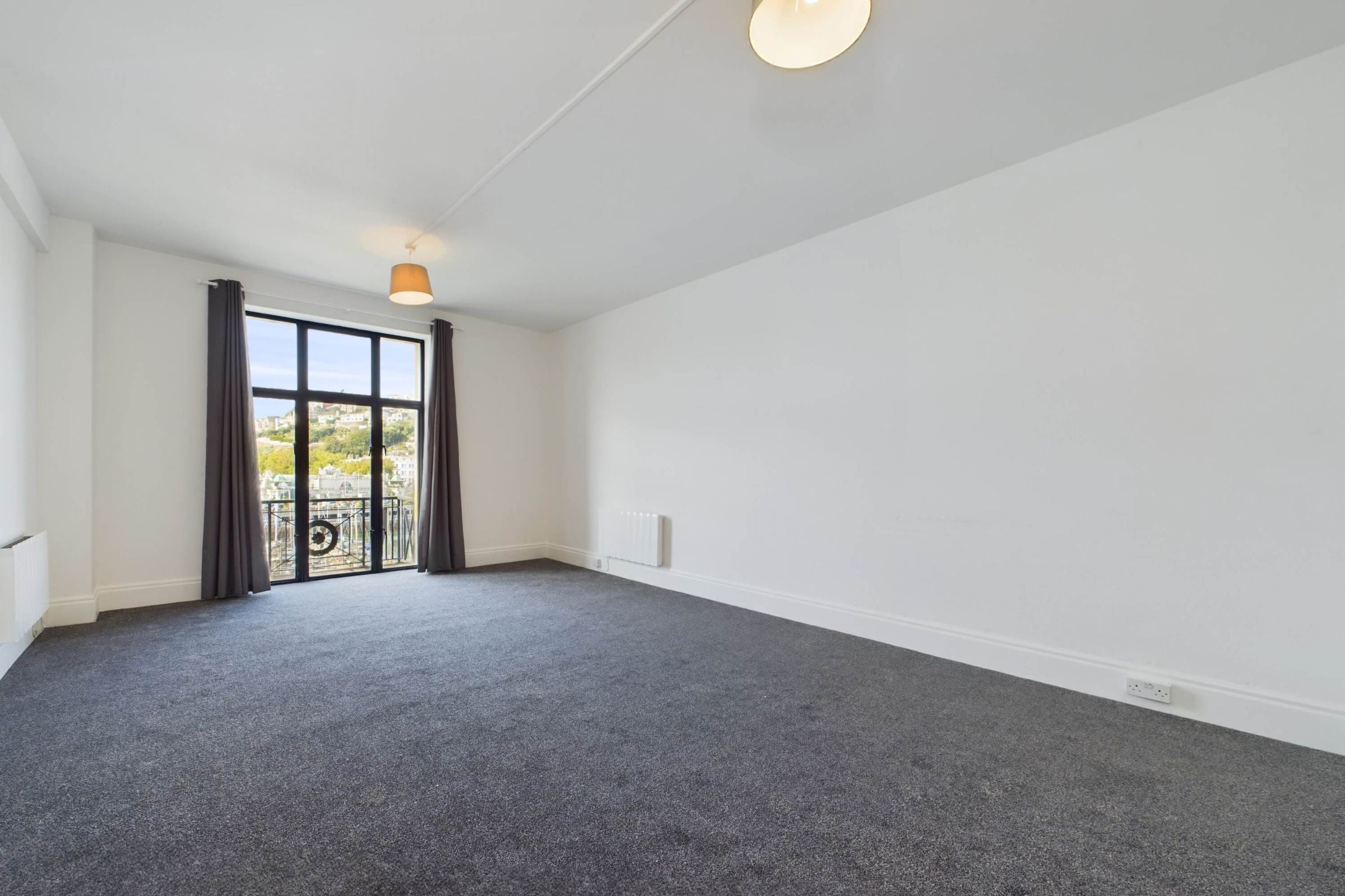 Flat Torwood Street in Torquay