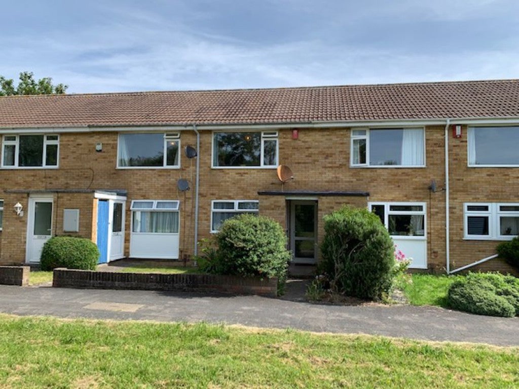 Flat Oak Close in Stoke Gifford