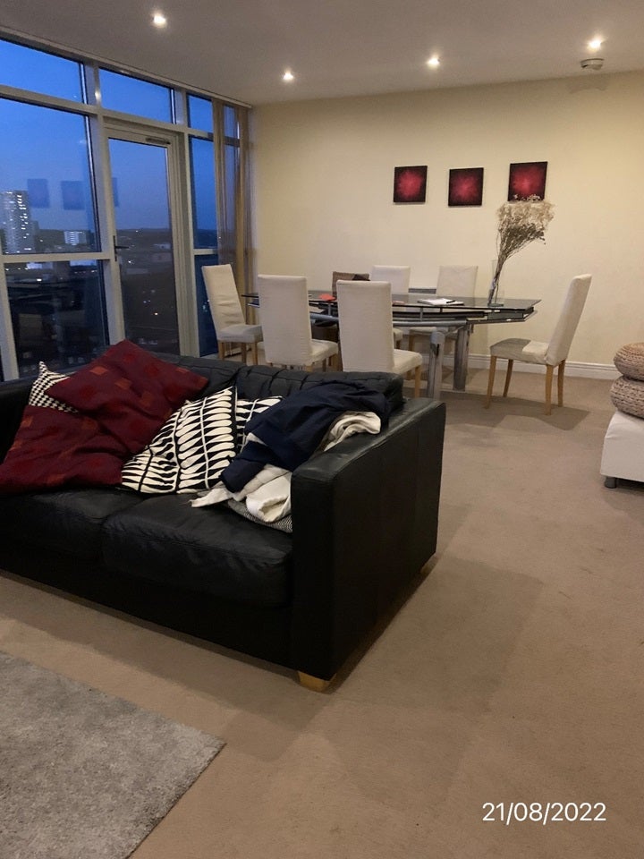 Flat Gerry Raffles Square in Greater London