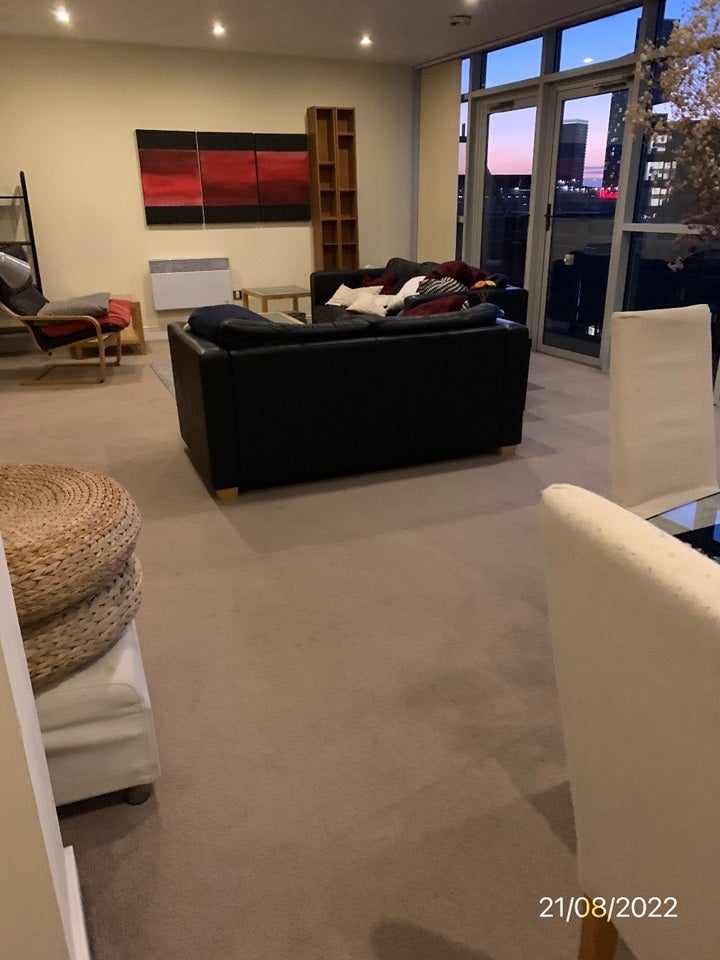 Flat Gerry Raffles Square in Greater London