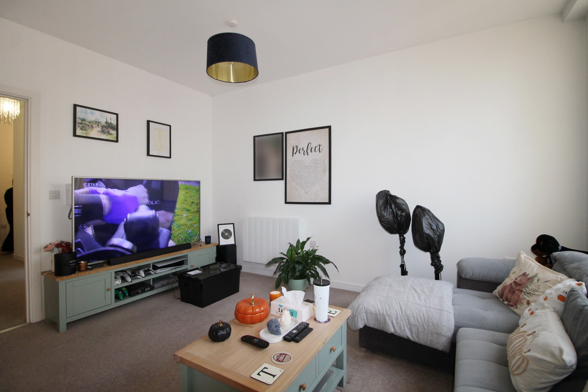 Flat Woosehill in Wokingham