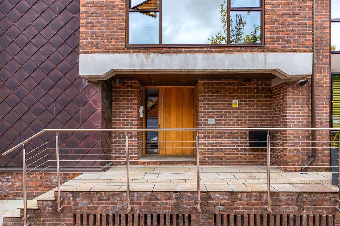 Flat Akehurst Lane in Sevenoaks