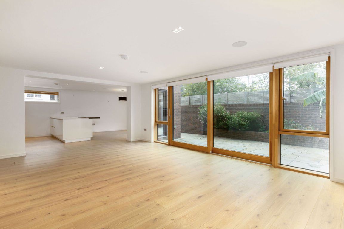 Flat Akehurst Lane in Sevenoaks