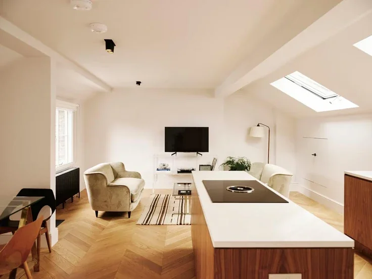 Flat Weymouth Mews in City of Westminster