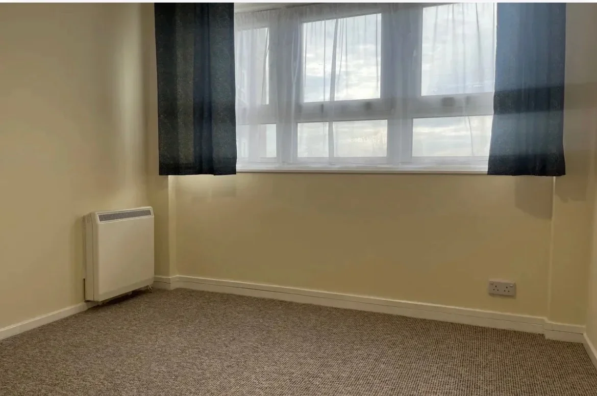 Flat Godman Road in Chadwell St Mary